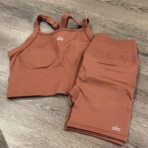 ALO Yoga Tank & Shorts